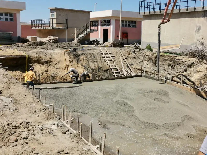 صب الخرسانة بالمضخة مع نزح المياه داخل المحطة أثناء التشغيل